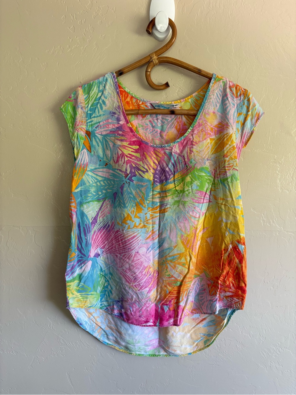 Jams World Short Sleeve High Low Scoop Neck Blouse Top Vibrant Colorful Size XL